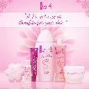 F&W SO WHITE CREAM SKIN PERFECTOR 250ML - 07.webp